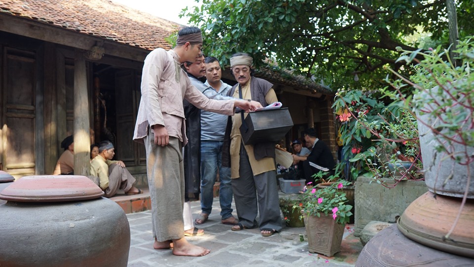 Đạo diễn phim Giấc mộng quan trường: 'Hài tết của tôi chắc chắn hay hơn... Táo quân' - 5 Đạo diễn phim Giấc mộng quan trường: 'Hài tết của tôi chắc chắn hay hơn... Táo quân' - 5