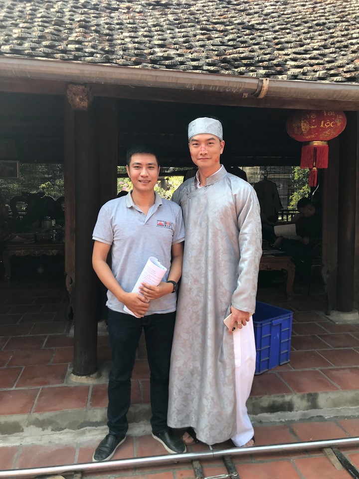 Đạo diễn phim Giấc mộng quan trường: 'Hài tết của tôi chắc chắn hay hơn... Táo quân' - 8 Đạo diễn phim Giấc mộng quan trường: 'Hài tết của tôi chắc chắn hay hơn... Táo quân' - 8