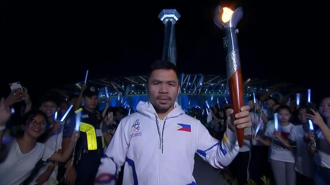 Tổng thống Philippines phát biểu, võ sĩ huyền thoại Manny Pacquiao thắp lửa, SEA Games 30 chính thức bắt đầu Tổng thống Philippines phát biểu, võ sĩ huyền thoại Manny Pacquiao thắp lửa, SEA Games 30 chính thức bắt đầu