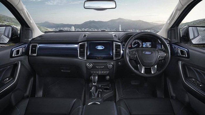 Đẹp long lanh, Ford Everest Sport 2020 mới sắp về Việt Nam - 2 Đẹp long lanh, Ford Everest Sport 2020 mới sắp về Việt Nam - 2