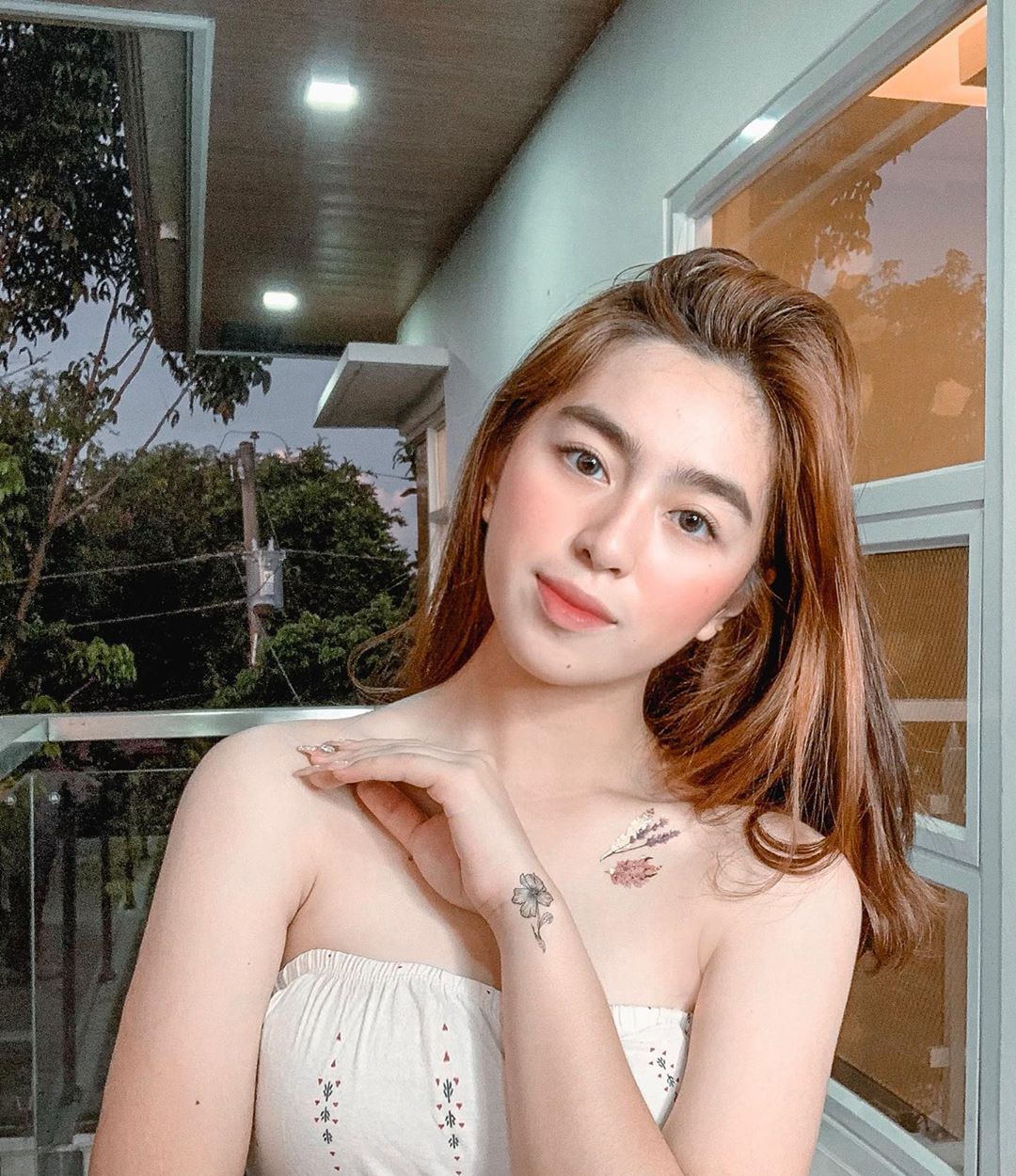 Lộng lẫy như một nàng công chúa trong tiệc sinh nhật nhưng ít ai ngờ, tiểu thư nhà siêu giàu Philippines đời thường lại vô cùng giản dị - 23 Lộng lẫy như một nàng công chúa trong tiệc sinh nhật nhưng ít ai ngờ, tiểu thư nhà siêu giàu Philippines đời thường lại vô cùng giản dị - 23