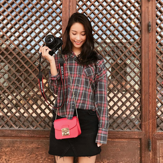 Người yêu mới của nam thần quần vợt Lý Hoàng Nam: Chân dài miên man, thần thái ngút trời - 13 Người yêu mới của nam thần quần vợt Lý Hoàng Nam: Chân dài miên man, thần thái ngút trời - 13