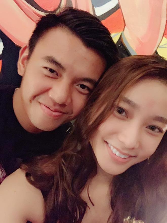 Người yêu mới của nam thần quần vợt Lý Hoàng Nam: Chân dài miên man, thần thái ngút trời - 4 Người yêu mới của nam thần quần vợt Lý Hoàng Nam: Chân dài miên man, thần thái ngút trời - 4