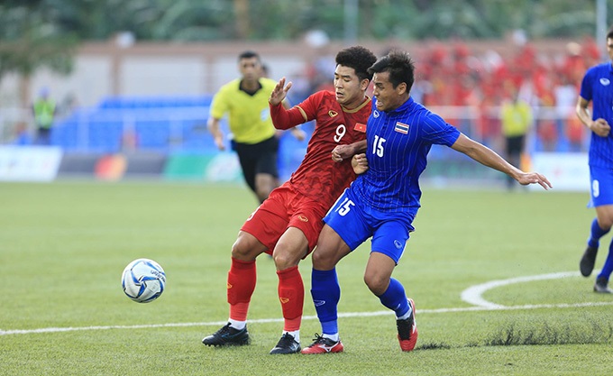 U22 Việt Nam 2-2 U22 Thái Lan: Tiến Linh lập cú đúp 'tiễn' U22 Thái Lan về nước - 4 U22 Việt Nam 2-2 U22 Thái Lan: Tiến Linh lập cú đúp 'tiễn' U22 Thái Lan về nước - 4
