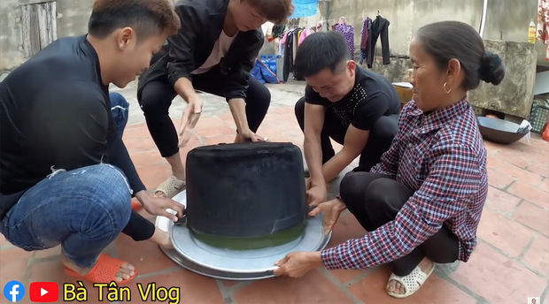 Mùa đông đã 'ập vào mặt' cả tuần nay, Sa Pa còn rơi cả tuyết mà bà Tân vẫn cần làm thạch lá dứa để...'ăn cho nó mát' - 4 Mùa đông đã 'ập vào mặt' cả tuần nay, Sa Pa còn rơi cả tuyết mà bà Tân vẫn cần làm thạch lá dứa để...'ăn cho nó mát' - 4