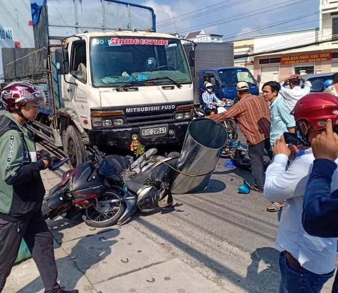 Tính đến hết tháng 11/2019, cả nước có gần 7.000 người chết vì tai nạn giao thông Tính đến hết tháng 11/2019, cả nước có gần 7.000 người chết vì tai nạn giao thông