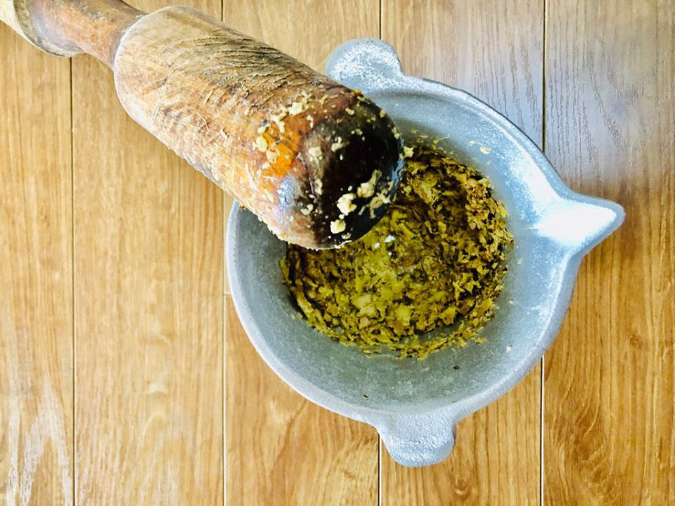 Mùa đông, ngâm chân bằng nước gừng nóng, giúp ngăn ngừa nhiều bệnh - 2 Mùa đông, ngâm chân bằng nước gừng nóng, giúp ngăn ngừa nhiều bệnh - 2