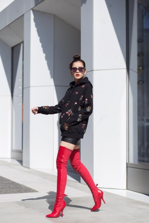 Chắc hẳn chị em sở hữu vài đôi boots, nhưng diện thế nào cho sang, phong cách không phải ai cũng biết - 18 Chắc hẳn chị em sở hữu vài đôi boots, nhưng diện thế nào cho sang, phong cách không phải ai cũng biết - 18