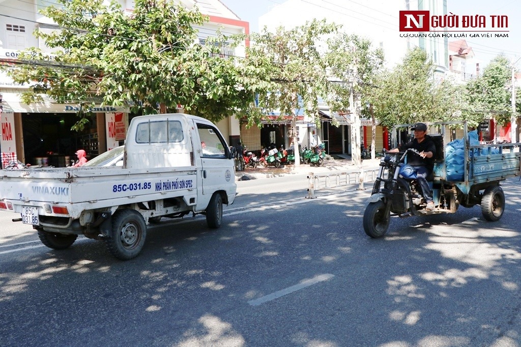 Chùm ảnh: Những 'cái bẫy' chết người từ dải phân cách hư hỏng ở Ninh Thuận - 15 Chùm ảnh: Những 'cái bẫy' chết người từ dải phân cách hư hỏng ở Ninh Thuận - 15
