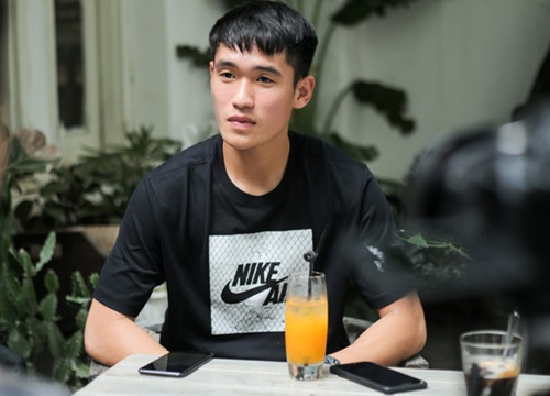 Bộ ba trai đẹp 'cực phẩm' của U22 Việt Nam khiến hội fan girl chết mê chết mệt gọi tên Hoàng Đức - Tấn Sinh - Trọng Hùng - 10 Bộ ba trai đẹp 'cực phẩm' của U22 Việt Nam khiến hội fan girl chết mê chết mệt gọi tên Hoàng Đức - Tấn Sinh - Trọng Hùng - 10