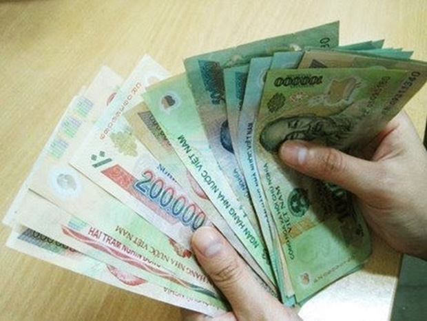 Từ 2021, vợ có thể nhận lương thay chồng Từ 2021, vợ có thể nhận lương thay chồng