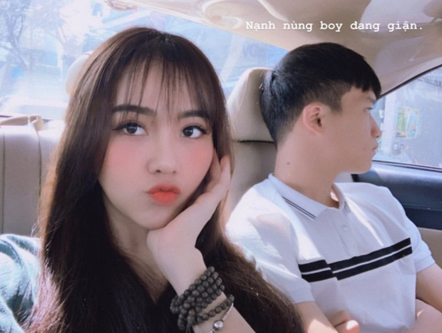 Không chỉ có người yêu Văn Hậu, bạn gái xinh như hot girl của Hoàng Đức cũng thu hút sự chú ý khi ra sân cổ vũ bạn trai - 9 Không chỉ có người yêu Văn Hậu, bạn gái xinh như hot girl của Hoàng Đức cũng thu hút sự chú ý khi ra sân cổ vũ bạn trai - 9