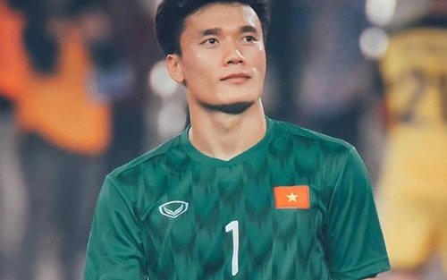 Hậu Sea Games 30, thủ môn Bùi Tiến Dũng được tặng xế sang Hậu Sea Games 30, thủ môn Bùi Tiến Dũng được tặng xế sang
