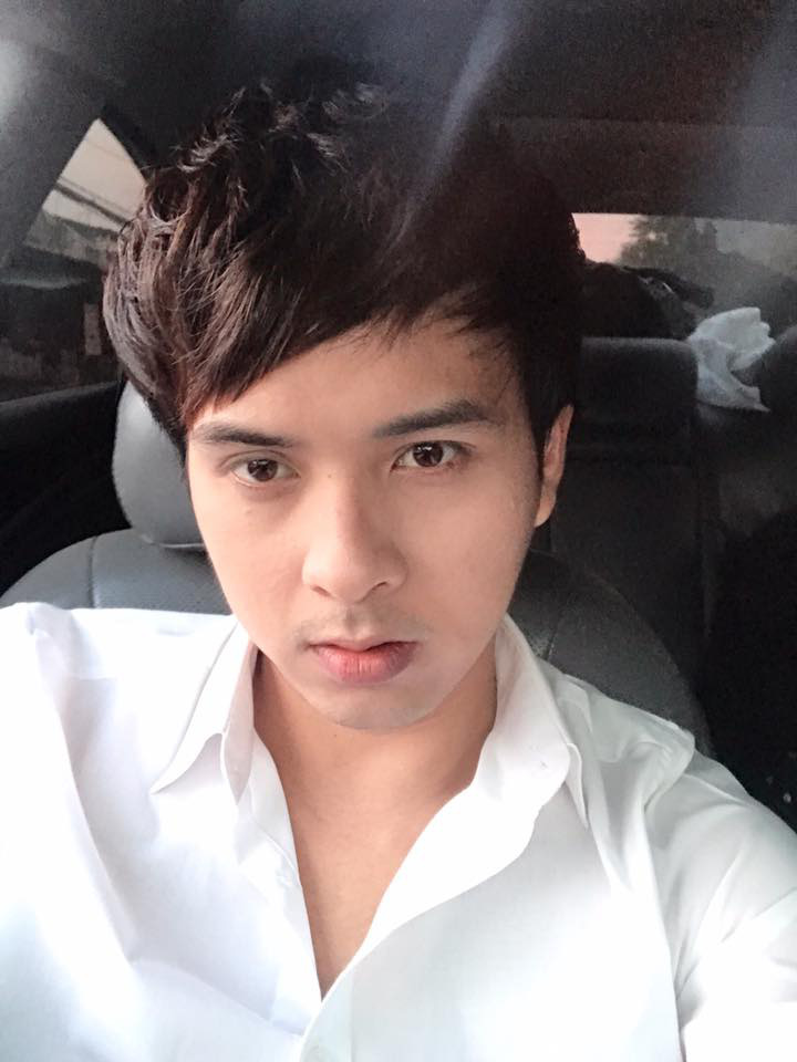 Cư dân mạng so sánh ngoại hình của Hồ Quang Hiếu với 'anh em sinh đôi' tự nhận trong scandal bay lắc, cưỡng dâm: 'Giống quá, khác mỗi cái mặt' - 2 Cư dân mạng so sánh ngoại hình của Hồ Quang Hiếu với 'anh em sinh đôi' tự nhận trong scandal bay lắc, cưỡng dâm: 'Giống quá, khác mỗi cái mặt' - 2