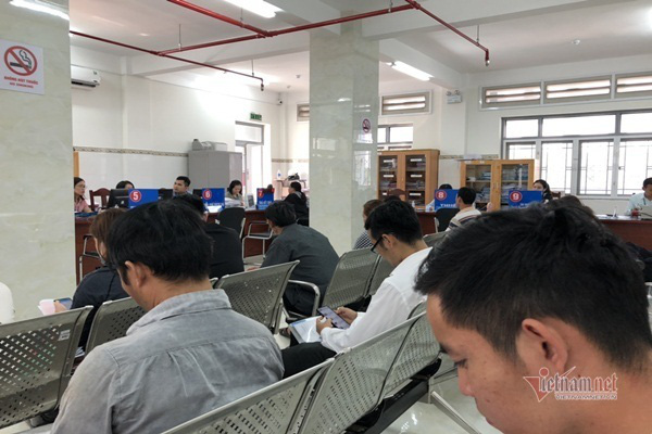Cuối năm, người người vác bao tải tiền lao vào cơn sốt đất - 8 Cuối năm, người người vác bao tải tiền lao vào cơn sốt đất - 8