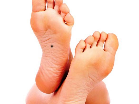 Ngó bàn chân vài giây, biết ngay dấu hiệu 'đại tài' dự báo sắp giàu to, cứ đi một bước là tiền kéo về - 1 Ngó bàn chân vài giây, biết ngay dấu hiệu 'đại tài' dự báo sắp giàu to, cứ đi một bước là tiền kéo về - 1