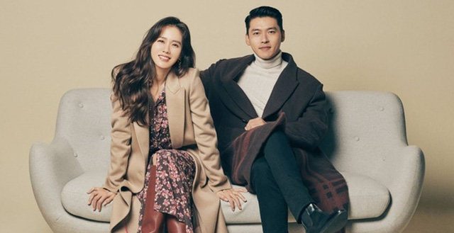 Gây xôn xao vì tin đồn kết hôn sau khi đóng chung bom tấn cuối năm, 'chị đẹp' Son Ye Jin và nam tài tử Hyun Bin đồng loạt lên tiếng Gây xôn xao vì tin đồn kết hôn sau khi đóng chung bom tấn cuối năm, 'chị đẹp' Son Ye Jin và nam tài tử Hyun Bin đồng loạt lên tiếng