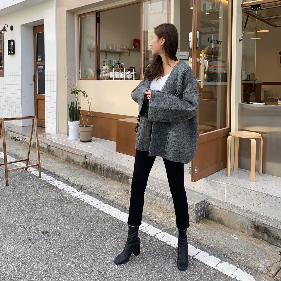 4 cách diện quần jeans đen giúp bạn không hóa nhạt nhẽo, vô vị khi xúng xính item đơn giản nhất quả đất này - 5 4 cách diện quần jeans đen giúp bạn không hóa nhạt nhẽo, vô vị khi xúng xính item đơn giản nhất quả đất này - 5