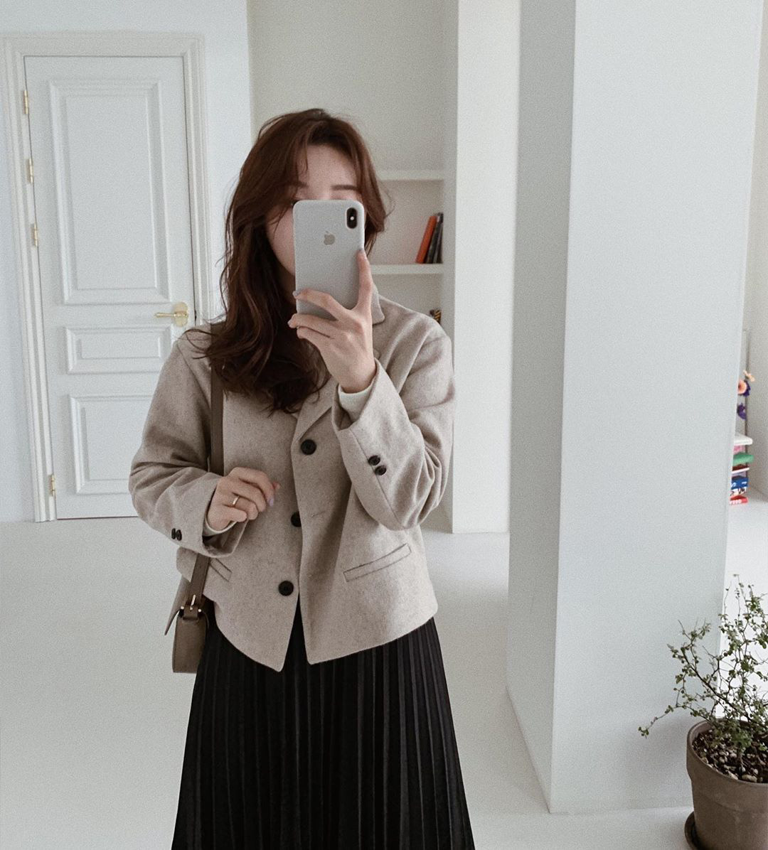 Xuân sang 'dừ' đi 1 tuổi nhưng đảm bảo, chị em vẫn được khen trẻ hẳn ra nếu áp dụng 4 tips diện đồ sau - 13 Xuân sang 'dừ' đi 1 tuổi nhưng đảm bảo, chị em vẫn được khen trẻ hẳn ra nếu áp dụng 4 tips diện đồ sau - 13