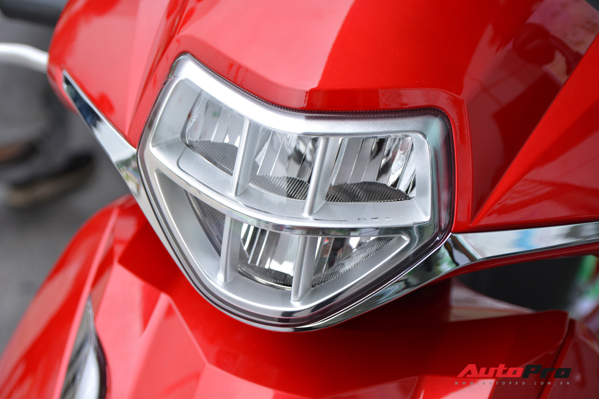 PEGA eSH - xe máy điện 'đạo nhái toàn tập' Honda SH có gì đặc biệt? - 3 PEGA eSH - xe máy điện 'đạo nhái toàn tập' Honda SH có gì đặc biệt? - 3