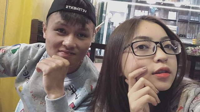Liên tục bị hỏi về chuyện có tình mới sau khi chia tay Quang Hải, Nhật Lê thể hiện cách ứng xử cực khéo léo Liên tục bị hỏi về chuyện có tình mới sau khi chia tay Quang Hải, Nhật Lê thể hiện cách ứng xử cực khéo léo