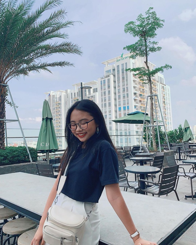 Phương Mỹ Chi trưởng thành ở tuổi 17 - 3 Phương Mỹ Chi trưởng thành ở tuổi 17 - 3
