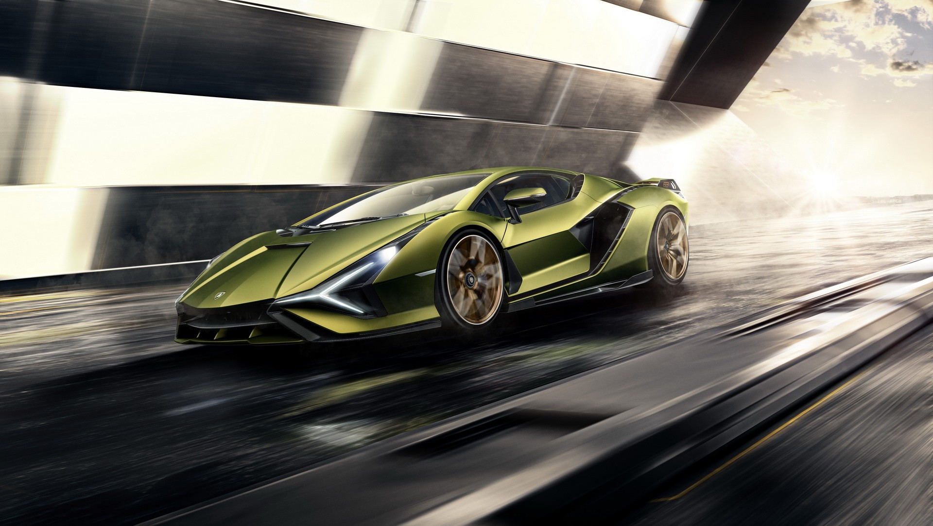 Giá siêu đắt đỏ, siêu SUV Lamborghini Urus vẫn lập kỷ lục doanh số trong 2019 - 2 Giá siêu đắt đỏ, siêu SUV Lamborghini Urus vẫn lập kỷ lục doanh số trong 2019 - 2