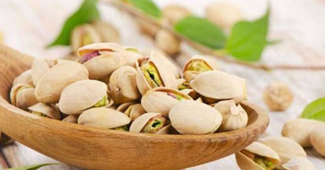 Một số loại thực phẩm được tiêu thụ nhiều trong dịp Tết lại chính là 'thủ phạm' gây hại rất lớn cho sức khỏe Một số loại thực phẩm được tiêu thụ nhiều trong dịp Tết lại chính là 'thủ phạm' gây hại rất lớn cho sức khỏe