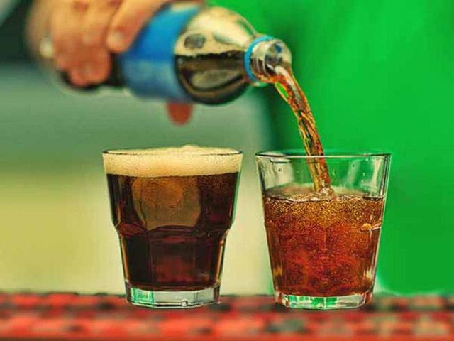 Một số loại thực phẩm được tiêu thụ nhiều trong dịp Tết lại chính là 'thủ phạm' gây hại rất lớn cho sức khỏe - 2 Một số loại thực phẩm được tiêu thụ nhiều trong dịp Tết lại chính là 'thủ phạm' gây hại rất lớn cho sức khỏe - 2