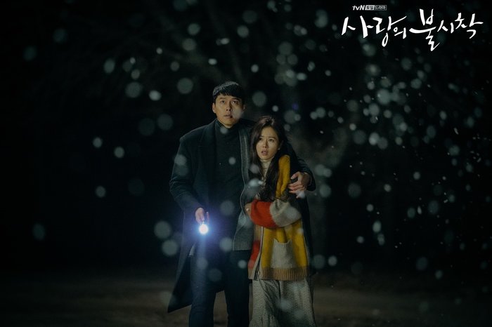 'Hạ cánh nơi anh' đứng đầu chương trình được yêu thích nhất tại Hàn, kế vị 'Goblin' và 'Mr Sunshine' 'Hạ cánh nơi anh' đứng đầu chương trình được yêu thích nhất tại Hàn, kế vị 'Goblin' và 'Mr Sunshine'
