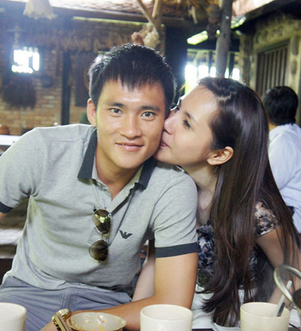 Công Vinh sau 12 năm bên Thủy Tiên: 'Lớn hơn em có 1 tuổi nhưng tóc em ngày càng xanh mà tóc anh ngày càng bạc' - 6 Công Vinh sau 12 năm bên Thủy Tiên: 'Lớn hơn em có 1 tuổi nhưng tóc em ngày càng xanh mà tóc anh ngày càng bạc' - 6