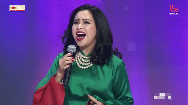 NSND Tự Long: Chị Thanh Lam nổi tiếng hát nhắm mắt! - 4 NSND Tự Long: Chị Thanh Lam nổi tiếng hát nhắm mắt! - 4