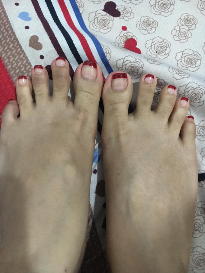 Cô gái 'quạo' vì làm bộ nail ăn Tết hết gần cả triệu còn bị chê xấu, dân tình chia phe tranh cãi đáng hay không đáng? - 2 Cô gái 'quạo' vì làm bộ nail ăn Tết hết gần cả triệu còn bị chê xấu, dân tình chia phe tranh cãi đáng hay không đáng? - 2