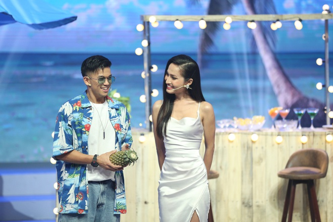 Trọng Hiếu nói về việc hẹn hò Hoa hậu chuyển giới: 'Đó là cảm xúc thật chứ không phải chuyện PR' - 1 Trọng Hiếu nói về việc hẹn hò Hoa hậu chuyển giới: 'Đó là cảm xúc thật chứ không phải chuyện PR' - 1