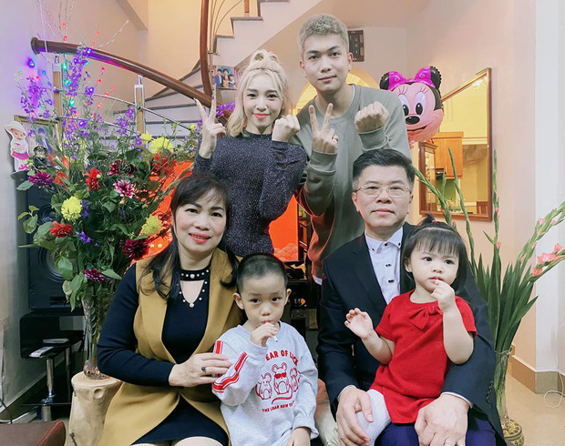 Hà Tăng, Lan Khuê và dàn sao Vbiz đồng loạt 'xông đất' MXH với khoảnh khắc ý nghĩa đầu Xuân - 21 Hà Tăng, Lan Khuê và dàn sao Vbiz đồng loạt 'xông đất' MXH với khoảnh khắc ý nghĩa đầu Xuân - 21