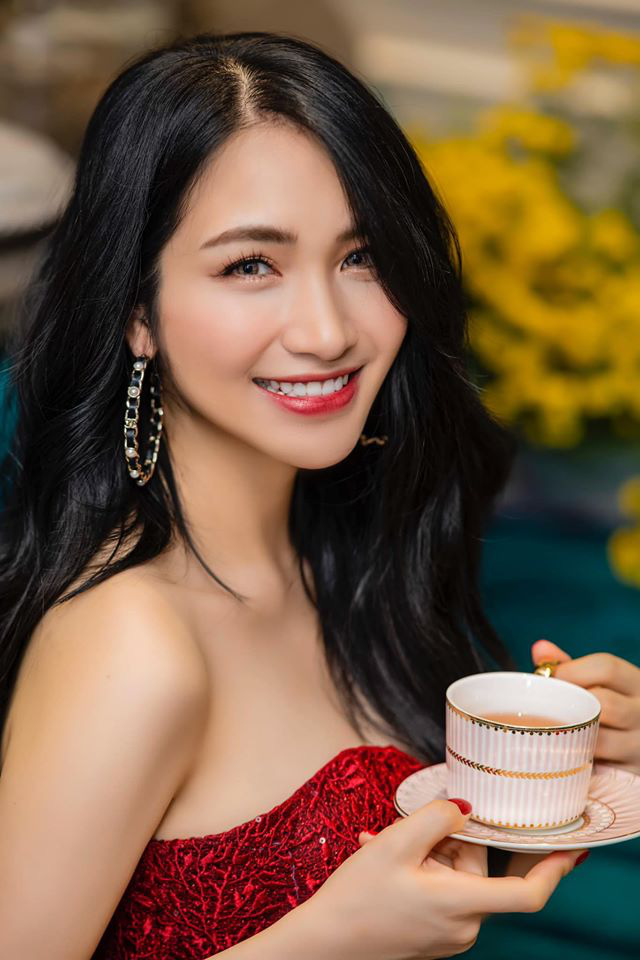 Hoà Minzy ăn Tết ở quê bạn trai thiếu gia, dân mạng dấy lên nghi vấn cặp đôi đã bí mật cưới - 7 Hoà Minzy ăn Tết ở quê bạn trai thiếu gia, dân mạng dấy lên nghi vấn cặp đôi đã bí mật cưới - 7