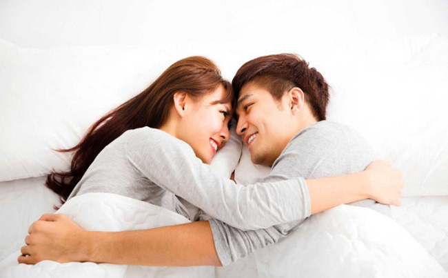 Nhiều cặp vợ chồng sợ 'đồ chơi' vì quá xa lạ, đừng để những lầm tưởng này phá tan đi vật cứu cánh cho 'chuyện giường chiếu'! Nhiều cặp vợ chồng sợ 'đồ chơi' vì quá xa lạ, đừng để những lầm tưởng này phá tan đi vật cứu cánh cho 'chuyện giường chiếu'!