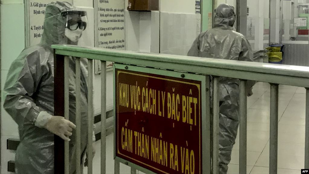 Một nữ nghiên cứu sinh ở Hà Nội trở về từ Vũ Hán bị nghi nhiễm virus Corona