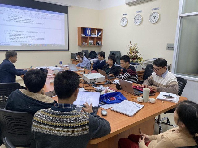 Tiết lộ quy trình kiểm soát nghiêm ngặt tại nơi xét nghiệm nhiều mẫu nghi có virus nCoV nhất Việt Nam - 1 Tiết lộ quy trình kiểm soát nghiêm ngặt tại nơi xét nghiệm nhiều mẫu nghi có virus nCoV nhất Việt Nam - 1