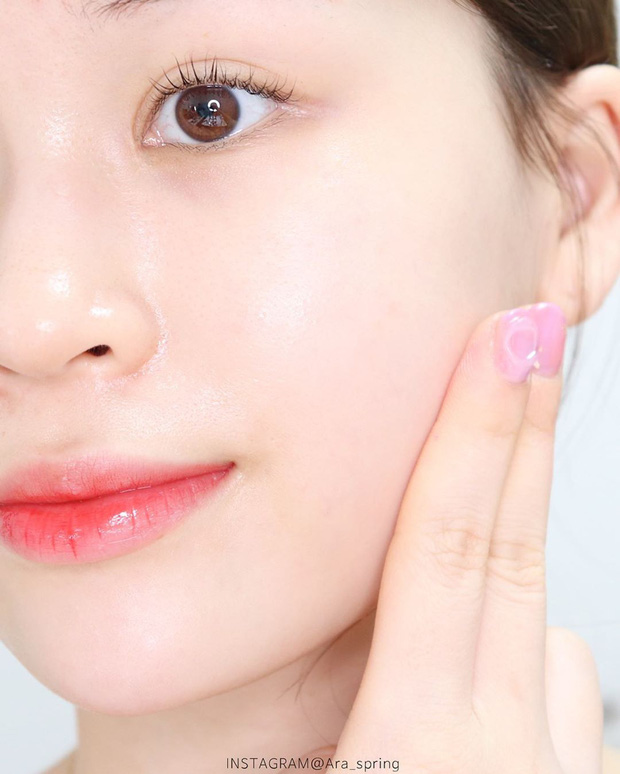 Có tới 5 sai lầm dễ mắc khiến lỗ chân lông to toang hoác, ngạc nhiên nhất là lỗi liên quan đến tẩy da chết và dùng toner Có tới 5 sai lầm dễ mắc khiến lỗ chân lông to toang hoác, ngạc nhiên nhất là lỗi liên quan đến tẩy da chết và dùng toner