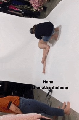 Ngọc Trinh gây sốc khi đăng hậu trường chụp ảnh nude, thản nhiên để NTK nam cầm tay chỉnh dáng - 2 Ngọc Trinh gây sốc khi đăng hậu trường chụp ảnh nude, thản nhiên để NTK nam cầm tay chỉnh dáng - 2