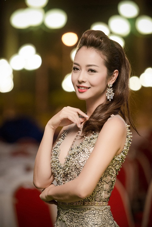 Cuộc sống của hoa hậu Jennifer Phạm sau 8 năm kết hôn với doanh nhân Đức Hải Cuộc sống của hoa hậu Jennifer Phạm sau 8 năm kết hôn với doanh nhân Đức Hải
