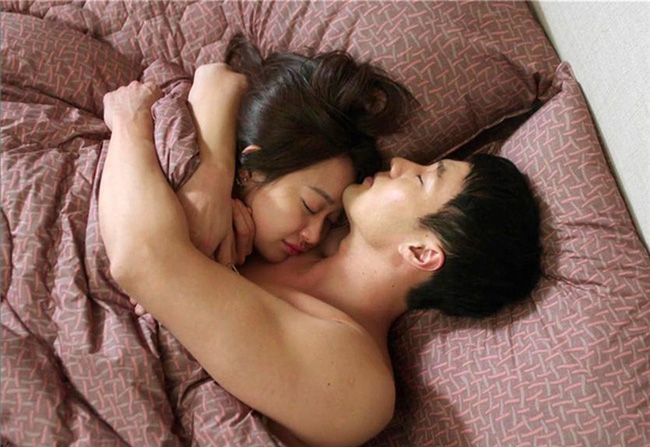 Những hành động 'nhỏ nhưng có võ' cải thiện khả năng chăn gối, tưởng không dễ mà dễ không tưởng - 1 Những hành động 'nhỏ nhưng có võ' cải thiện khả năng chăn gối, tưởng không dễ mà dễ không tưởng - 1
