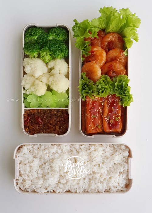 Mẹ đảm làm cơm hộp cho chồng khiến chị em "tủi thân" - 7 Mẹ đảm làm cơm hộp cho chồng khiến chị em "tủi thân" - 7