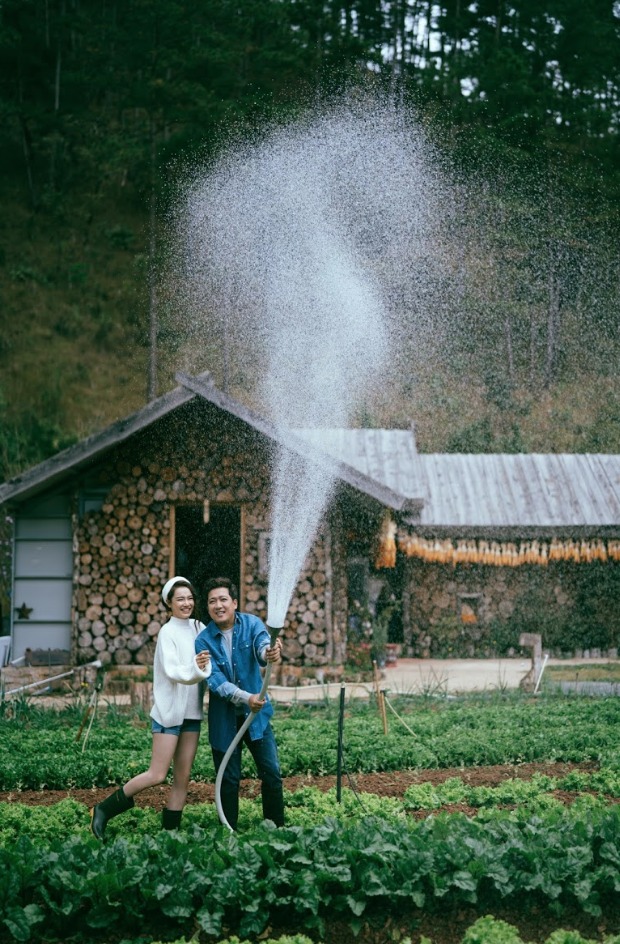 Vợ chồng Trường Giang - Nhã Phương khiến dân tình 'phát sốt' với bộ ảnh Valentine ngọt ngào, từng khoảnh khắc đều như một thước phim ngôn tình - 16 Vợ chồng Trường Giang - Nhã Phương khiến dân tình 'phát sốt' với bộ ảnh Valentine ngọt ngào, từng khoảnh khắc đều như một thước phim ngôn tình - 16