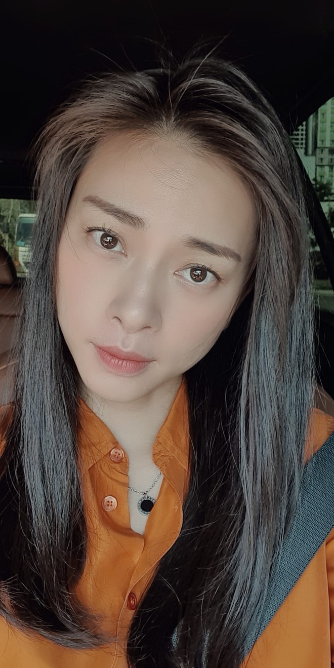 Valentine 2020: Thanh Hằng, Ngô Thanh Vân than ế, Bảo Anh chơi với mèo, Thu Minh được chồng tặng hàng hiệu - 3 Valentine 2020: Thanh Hằng, Ngô Thanh Vân than ế, Bảo Anh chơi với mèo, Thu Minh được chồng tặng hàng hiệu - 3