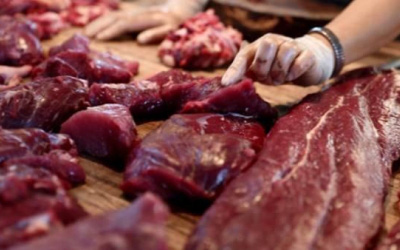 Khi đi mua thịt bò bạn nhất định phải nhấn tay vào miếng thịt, nếu có dấu hiệu này thì nên bỏ qua ngay Khi đi mua thịt bò bạn nhất định phải nhấn tay vào miếng thịt, nếu có dấu hiệu này thì nên bỏ qua ngay