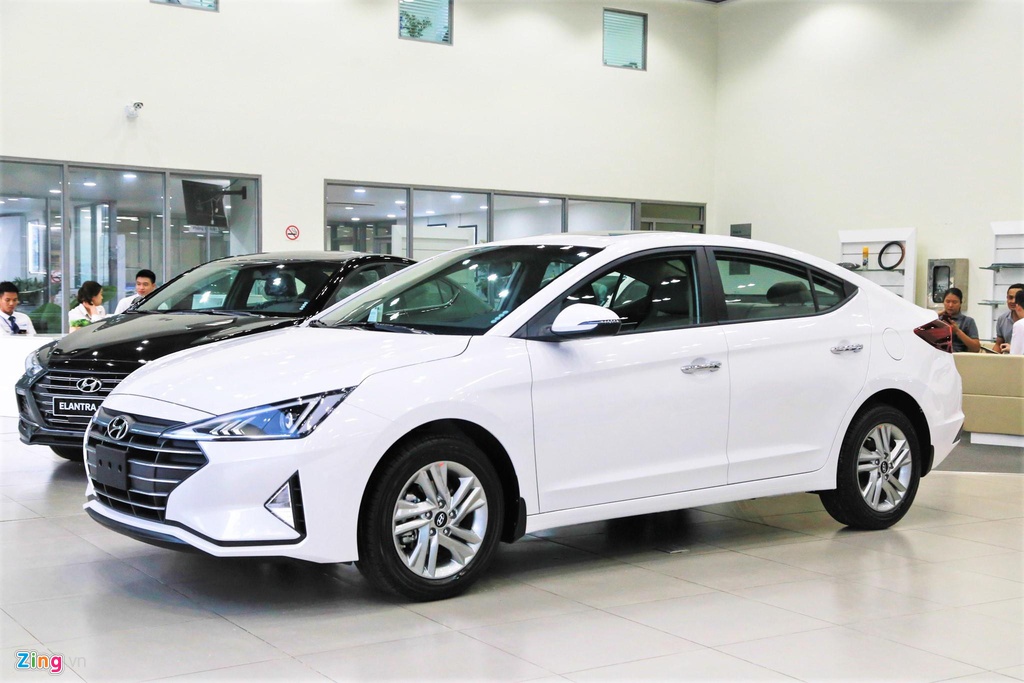 Mazda3 tiếp tục dẫn đầu phân khúc xe hạng C dù vướng lỗi phanh - 3 Mazda3 tiếp tục dẫn đầu phân khúc xe hạng C dù vướng lỗi phanh - 3