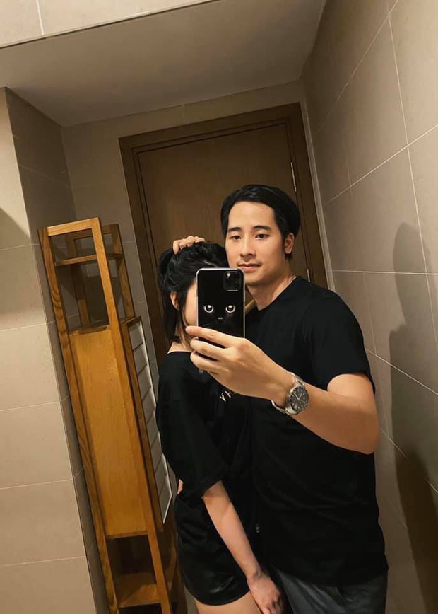 HOT: JV công khai người yêu hậu Valentine, dân tình thi nhau đoán danh tính cô gái bí ẩn HOT: JV công khai người yêu hậu Valentine, dân tình thi nhau đoán danh tính cô gái bí ẩn