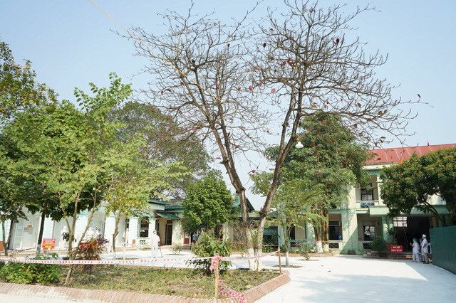 2 người Vĩnh Phúc nhiễm COVID-19 được điều trị khỏi ngay tại tuyến huyện - 3 2 người Vĩnh Phúc nhiễm COVID-19 được điều trị khỏi ngay tại tuyến huyện - 3